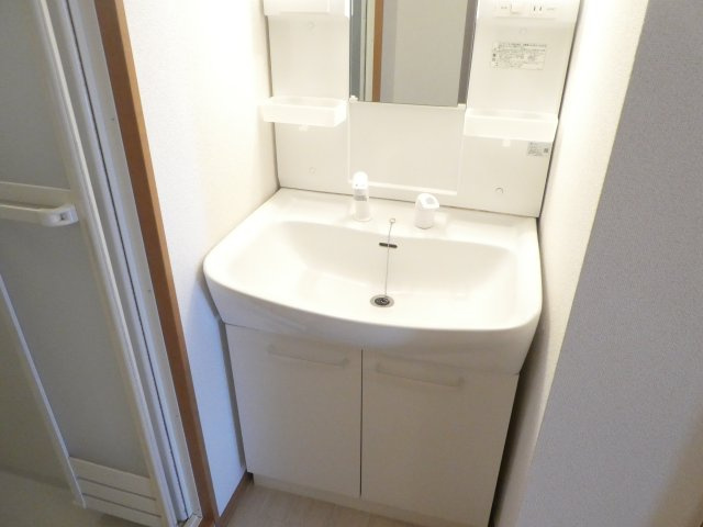 ヴィラ宝塚　宝松苑の洗面所