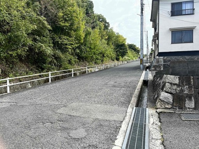 【その他】 | レオパレスＭＳＫ三成ヶ丘 | 物件前道路