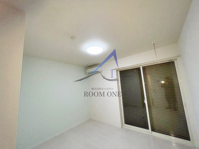 エクセルコート 白楽の居間・リビング|洋室のお部屋です。