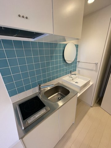 SOCIETY SHINNAKANO (ソサエティ新中野)のキッチン|IHキッチン　リノベーション済み