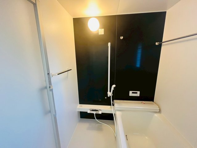 【Cradle Garden】　結城市結城　第４３　全４邸の浴室|〇５号棟　浴室〇
明るく清潔感のある浴室♪
2025年12月撮影