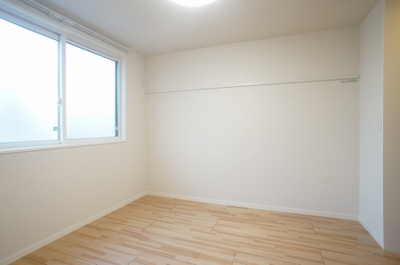 【洋室】 | La Vierge | きれいな洋室です