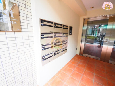 【ロビー】 | Zest横浜