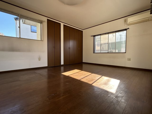 中古戸建　酒井根7の洋室