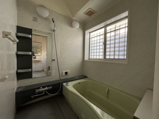 中古戸建　酒井根7の浴室