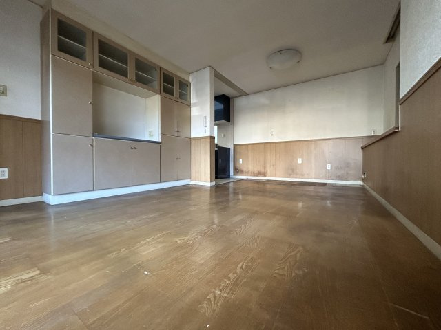 中古戸建　酒井根7の居間・リビング