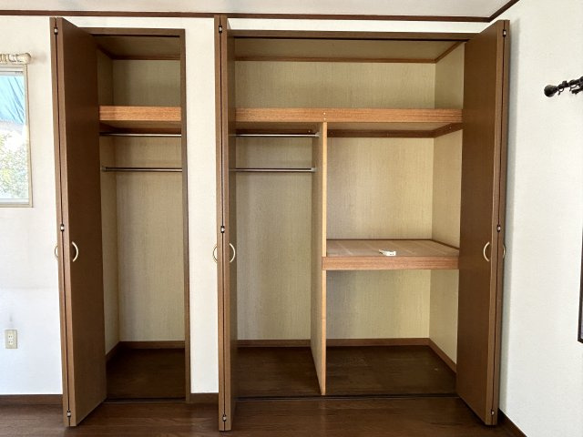 中古戸建　酒井根7の収納