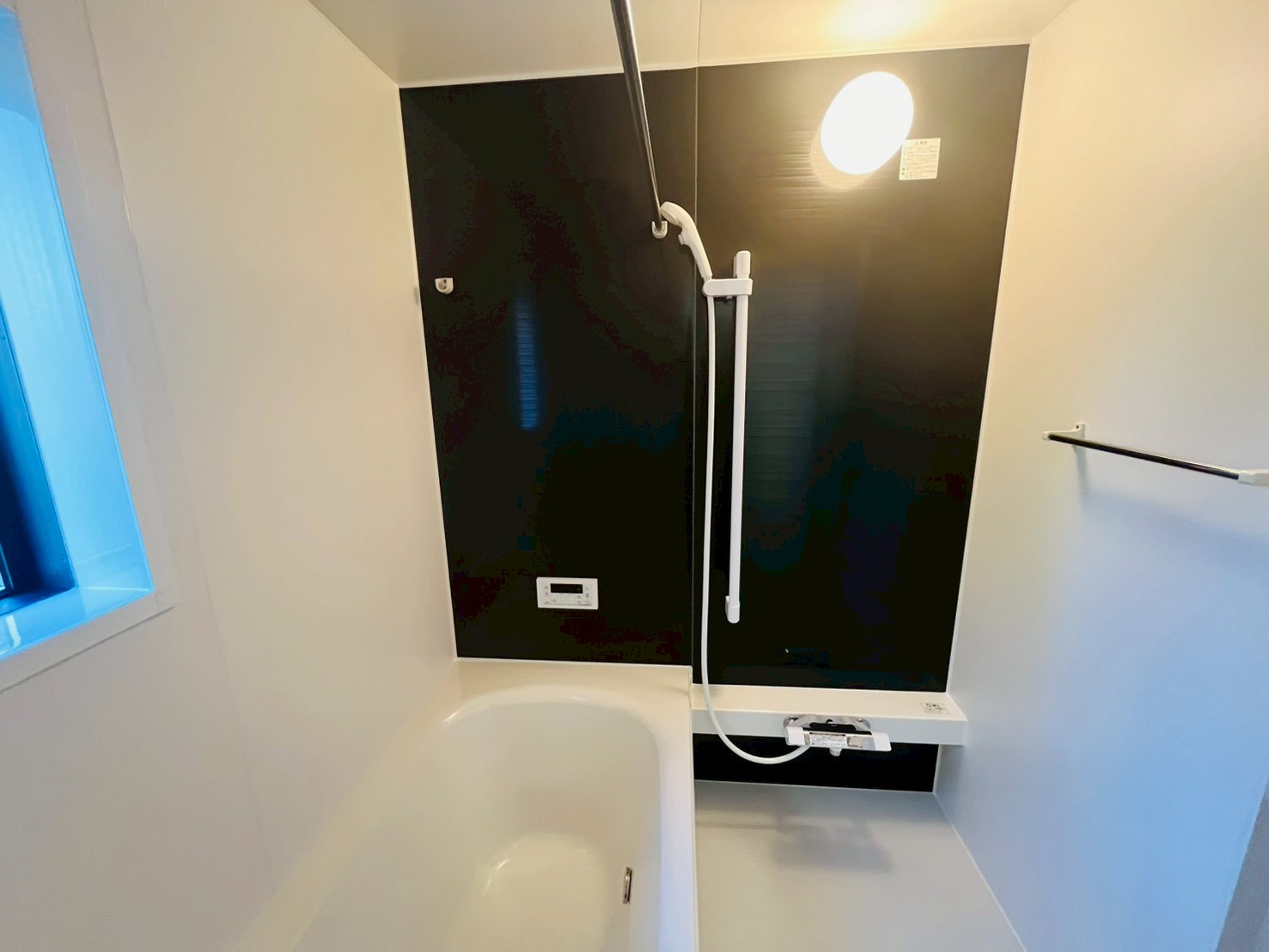 【Cradle Garden】　結城市結城　第４３の浴室|〇６号棟　浴室〇
寒い日のお風呂や雨の日のお洗濯に便利な換気暖房乾燥機付き♪
2025年12月撮影