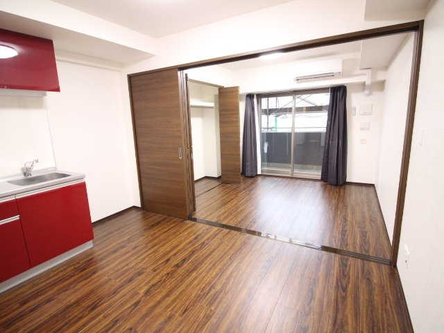 グランパシフィック東向日の居間・リビング