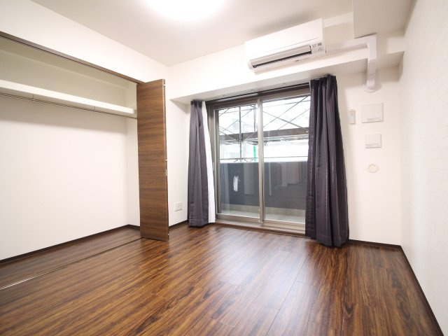 グランパシフィック東向日の洋室