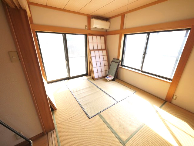 八街市八街は　中古戸建の和室|オール電化 太陽光発電システム スーパーベイシア徒歩約12分 八街市立朝陽小学校徒歩約6分 車2台可