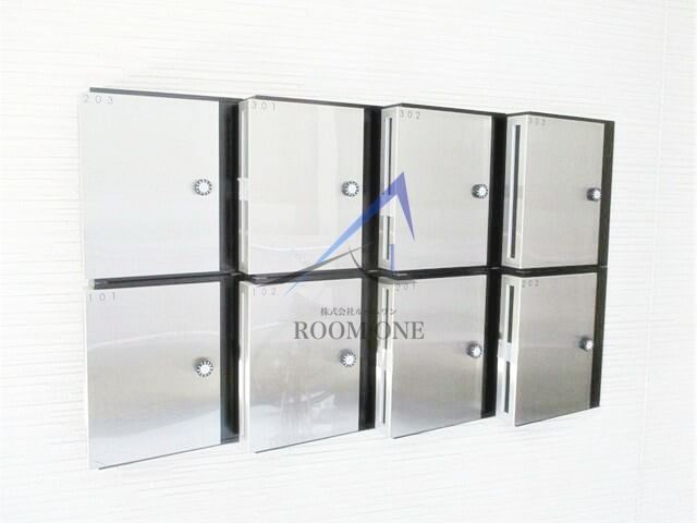 ｇｌｏｒｙ　ｃｏｕｒｔ　のその他共用部分|集合ポストです。