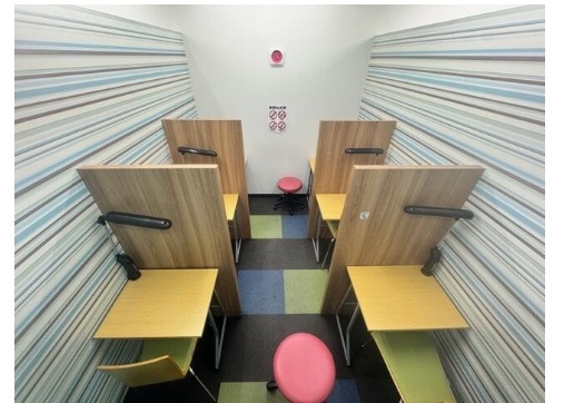 西野テナントの内装