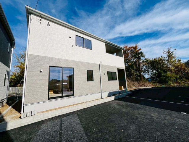 【Cradle Garden】　結城市結城　第４３　全４邸の前面道路含む現地写真|南側前面道路6m
2025年10月撮影