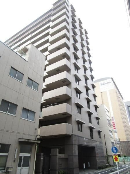 シャリエ西日暮里の外観