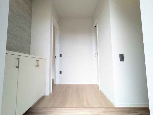 日立市桜川町　2期の玄関|丁度いいシューズボックス～家族全員の靴がしまえて玄関周りも常にスッキリ～整理整頓出来ます～