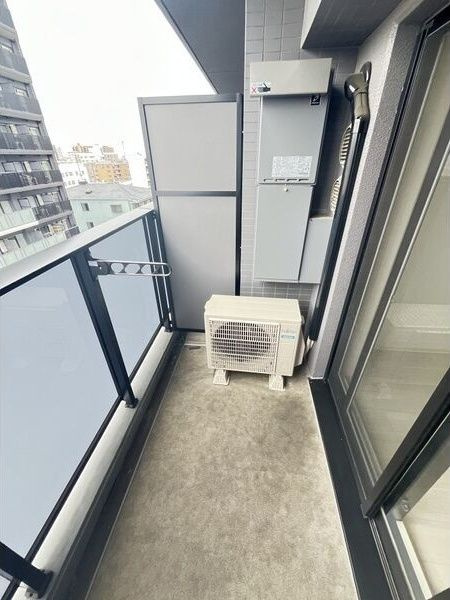 レジュールアッシュ塚本レジデンスのバルコニー