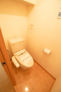 【トイレ】 | Y&Mアーバンライフ | 温水洗浄便座付