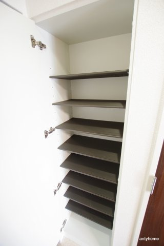 ノルデンハイム江坂Ⅲ 仲介手数料無料の収納