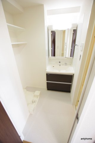 ノルデンハイム江坂Ⅲ 仲介手数料無料の洗面所