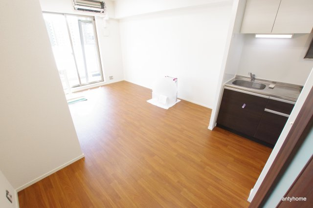 ノルデンハイム江坂Ⅲ 仲介手数料無料の居間・リビング