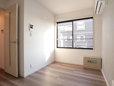 【居間・リビング】 | エクセラン立石 | 洋室 