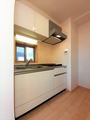 【キッチン】 | 箱根ハイライズビル | キッチンでお料理をお楽しみください