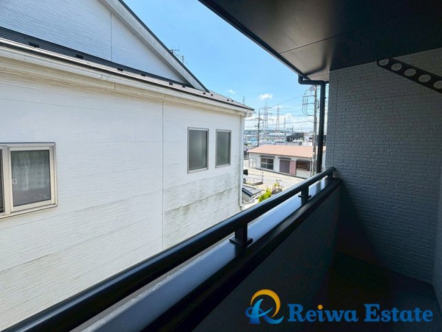 中古戸建　茅ヶ崎市香川4丁目のバルコニー|南向きのバルコニー。