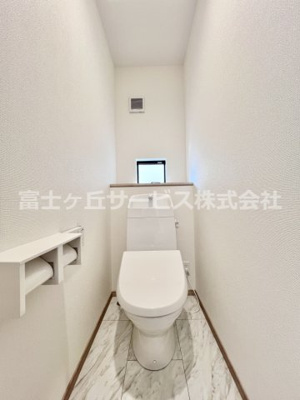 【トイレ】 | 駿東郡清水町伏見 新築一戸建て C号棟 | 2Fのトイレです