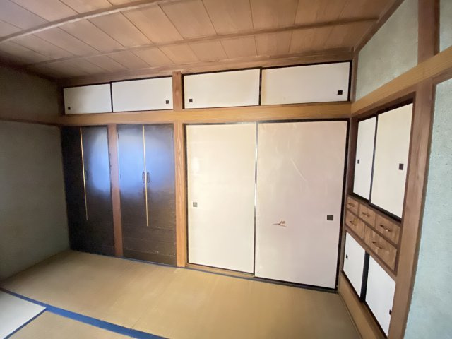 八街市八街ほ中古戸建の収納