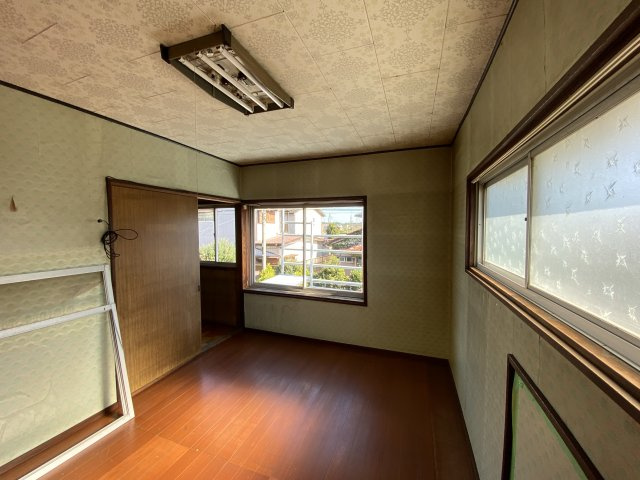 八街市八街ほ中古戸建の洋室