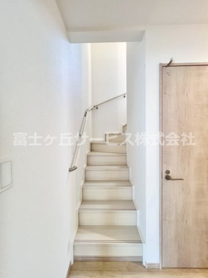 【その他】 | 駿東郡清水町伏見 新築一戸建て D号棟 | 階段です