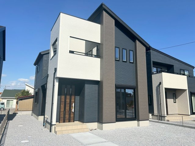 2号棟　敷地面積336.42㎡（101.76坪）100坪越えの広い土地です！ガーデニングや家庭菜園、ドッグラン等色々できます！駐車スペース6台可！急な来客も心配いらずです！