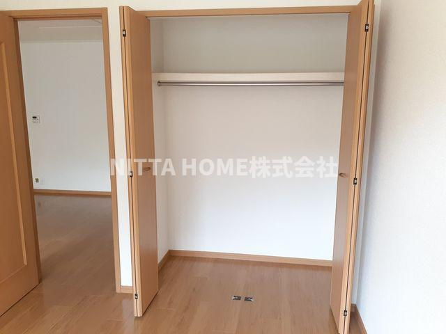 リッツハウス　ヴィラの収納|洋室についている収納です★