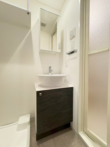 SOLASIA residence 千里丘の洗面所