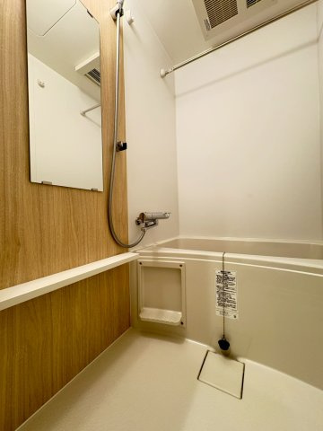 SOLASIA residence 千里丘の浴室