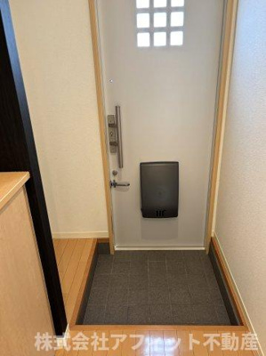 【エントランス】 | フロレゾン B棟
