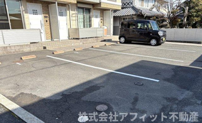 【駐車場】 | フロレゾン B棟