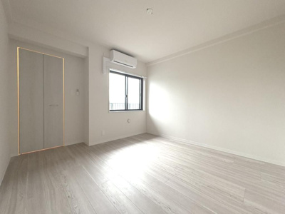 【その他】 | シュタット練馬春日町 | エアコン完備で快適に過ごせる洋室です