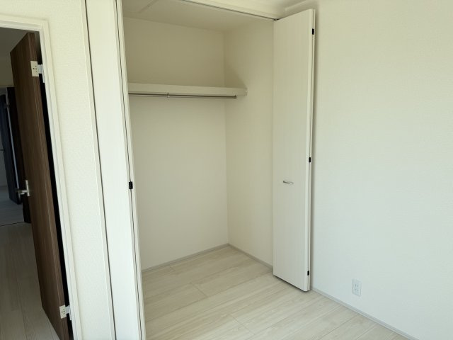 リーブルガーデンＳ渋川半田第３　１号棟の収納|２階洋室２収納です