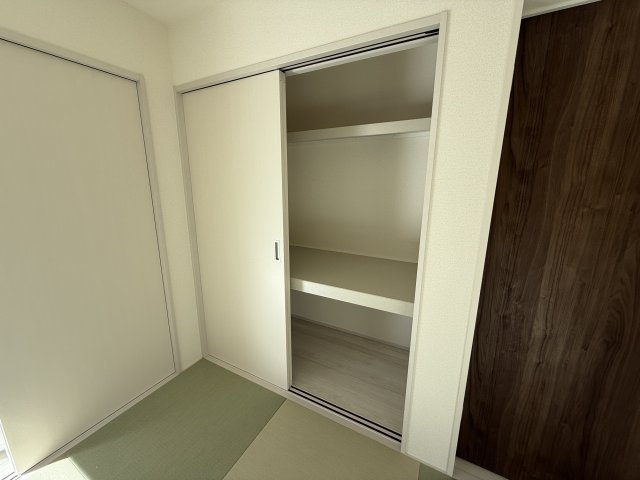 リーブルガーデンＳ渋川半田第３　１号棟の収納|和室収納も充実♪お布団も収納できますよ！