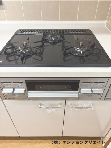 グランドール福井二の宮のキッチン|3口ガスコンロ