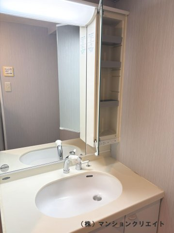グランドール福井二の宮の独立洗面台|システム洗面化粧台