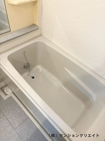 グランドール福井二の宮の浴室|浴槽