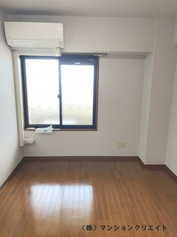 グランドール福井二の宮の洋室|6.5ｊ