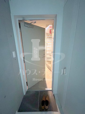 【玄関】 | ルーデンス本蓮沼Ⅱ | シンプルで使いやすい玄関です