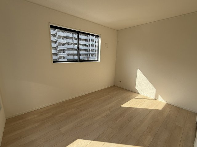 今宿１丁目　新築戸建　２棟の洋室|6帖