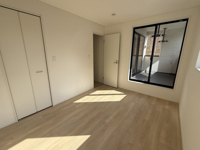 今宿１丁目　新築戸建　２棟の洋室|6帖