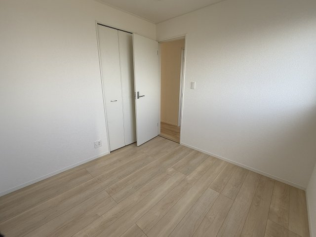 今宿１丁目　新築戸建　２棟の洋室|4.5帖B