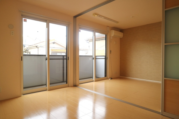 エルミタージュの居間・リビング